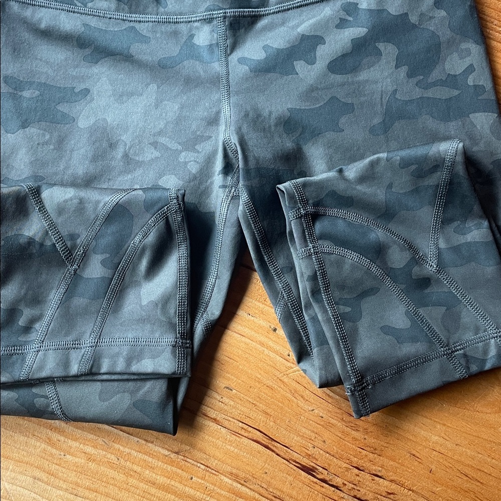 Lululemon Capris - Picture 7 of 7